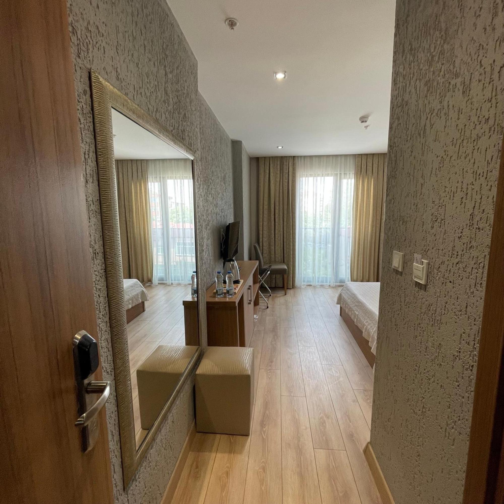 Innport Hotel Гебзе Экстерьер фото